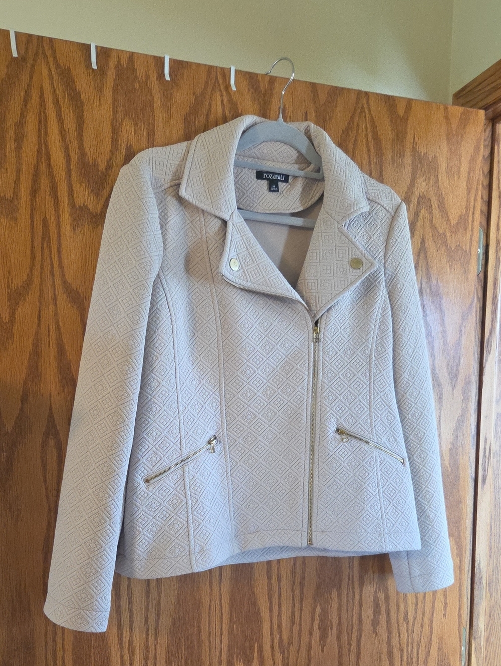 Roz & Ali Cream Quilted Asymmetrical Zip Blazer